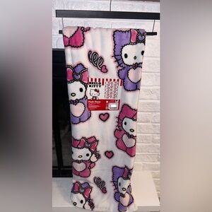 Hello kitty blanket